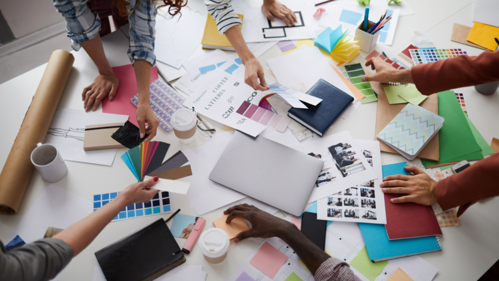 クリエイティブ制作と運用、どこまで任せるべき？