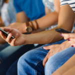 SNS運用の成功事例（業種別）：伸び方のパターン集