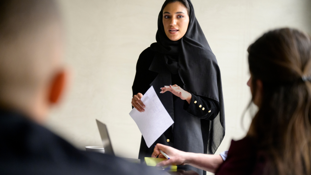 企業SNSで“売り込み感”を出さない発信のコツ