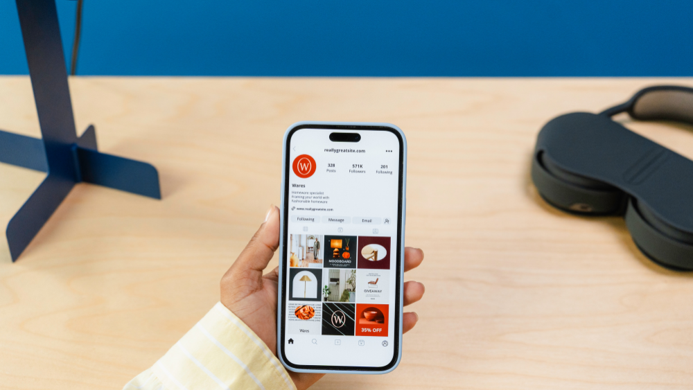 リールとフィード、どっちを優先すべき？目的・戦略別に解説