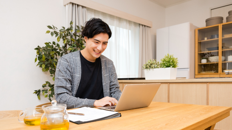 SNS運用を社内で続けられない理由と解決方法