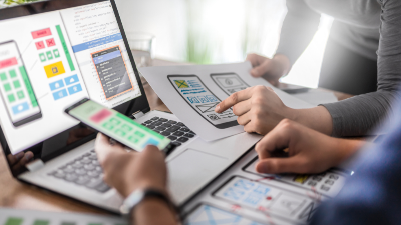 SNSとホームページを連動させる集客戦略